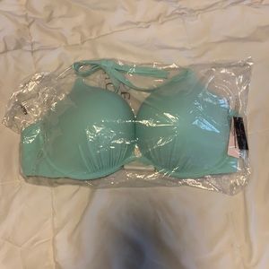 Victoria’s Secret 38D Precious Jade bombshell OPEN TO OFFERS